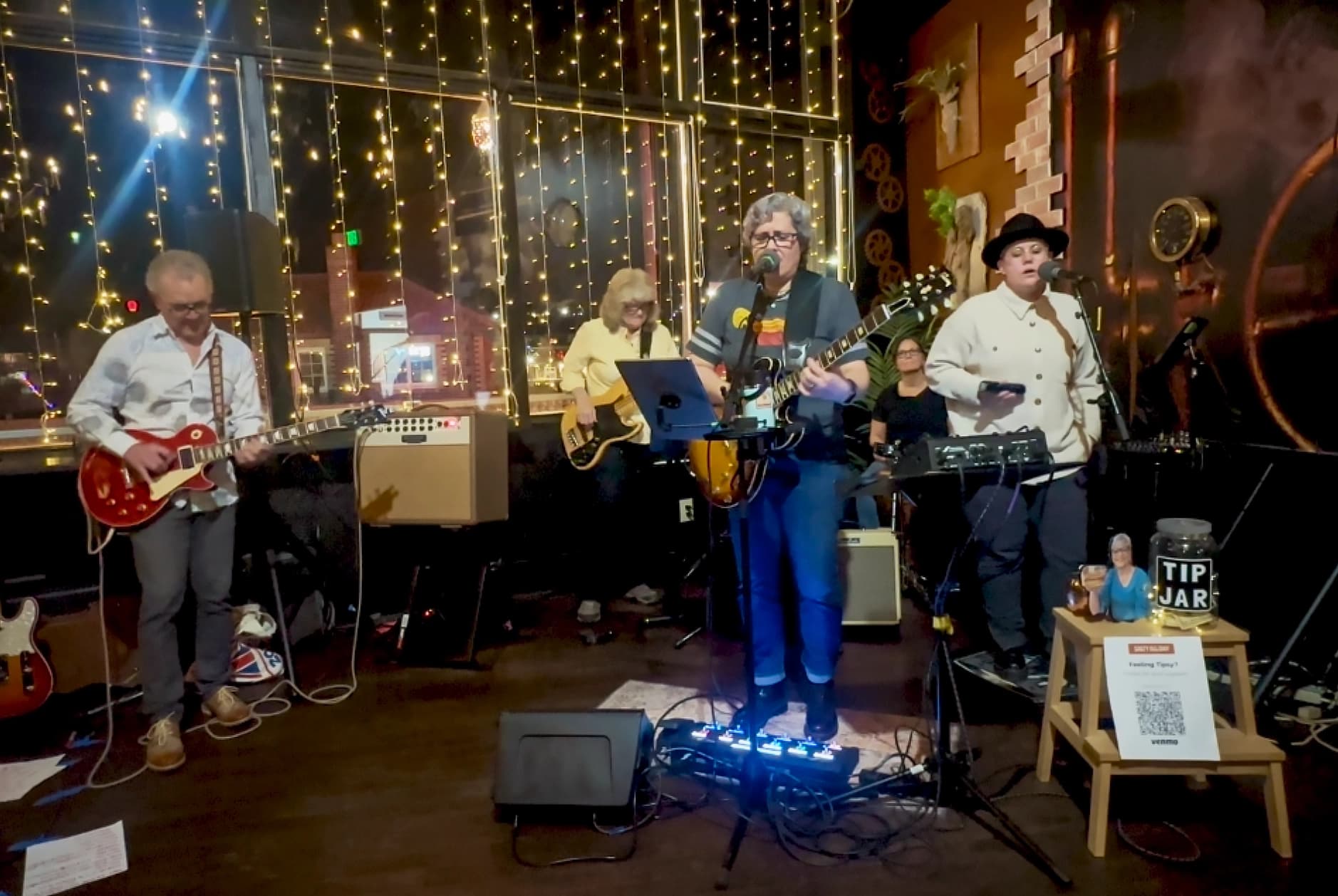 Live at Rosie's · Apr 4